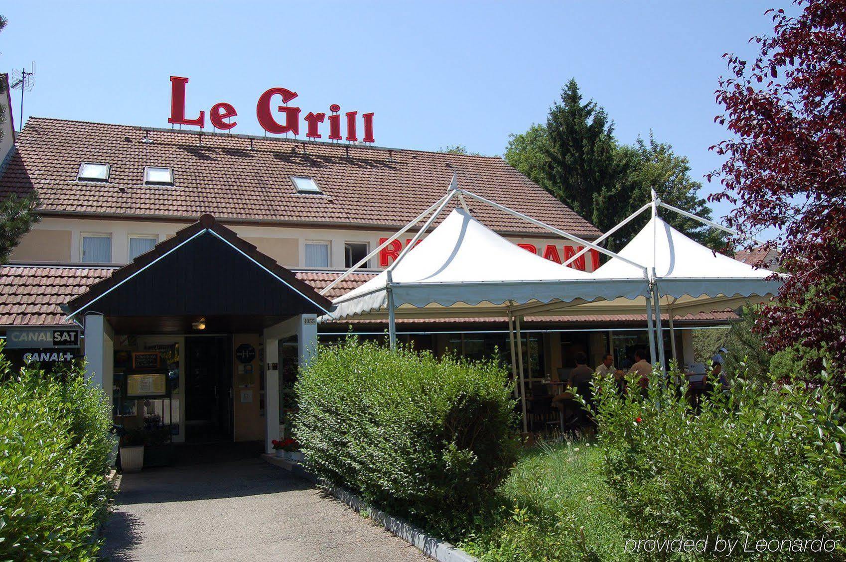 Logis Hotel Lons-Le-Saunier - Restaurant Le Grill Экстерьер фото